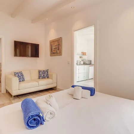 Colom By Interhome